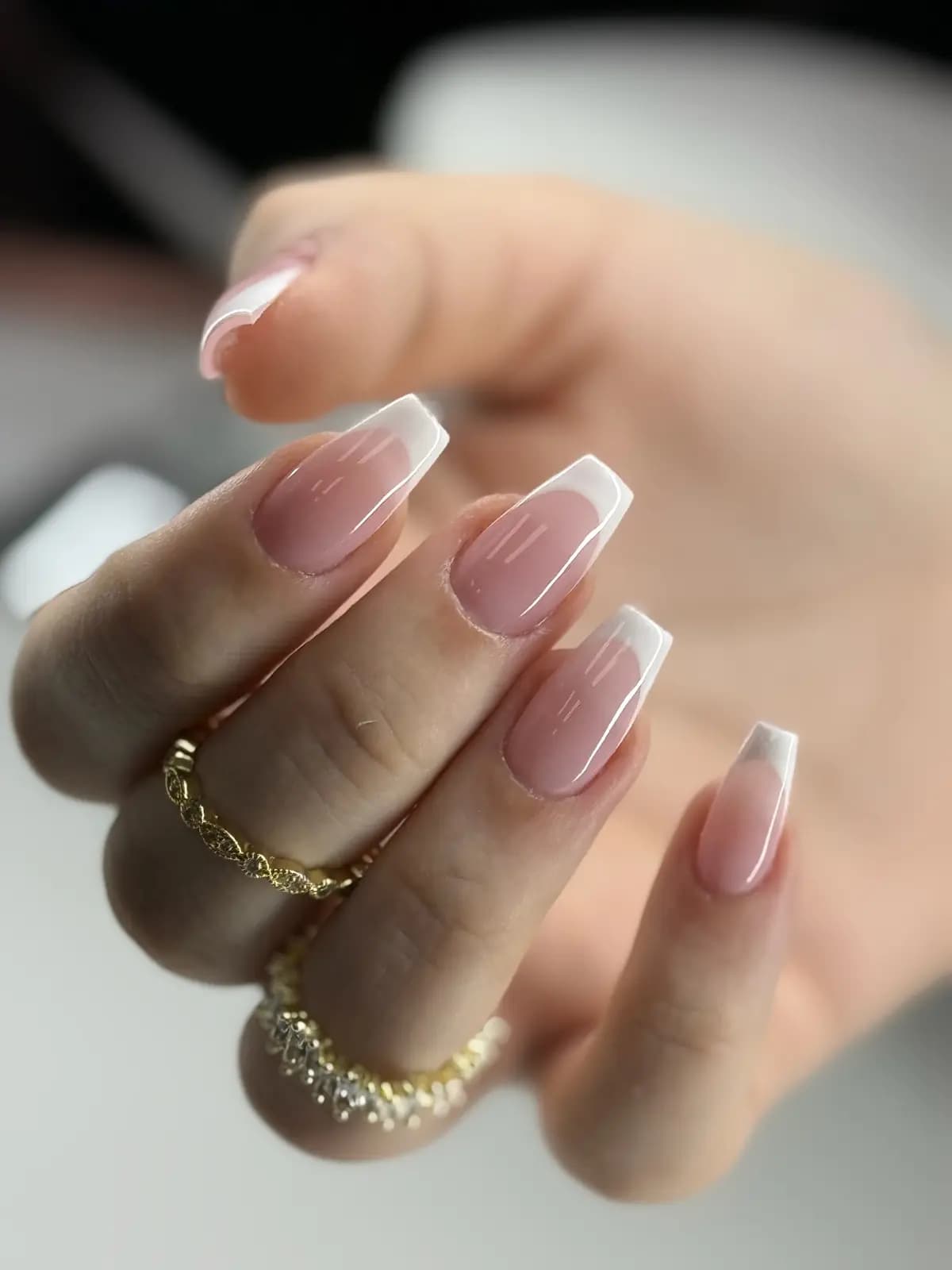 Blurred ombré french on almond nails