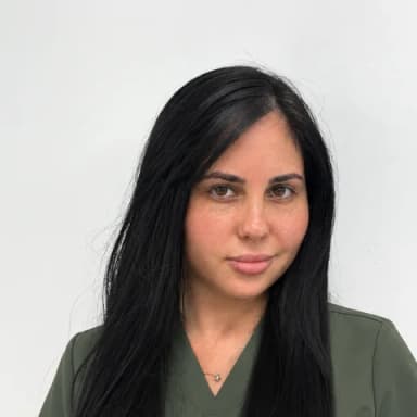 Aliuska, Técnica de Uñas y Cejas