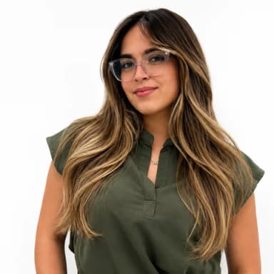 Sofia, Técnica de Uñas